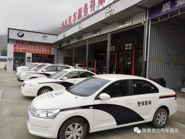 金錘鈑金，銀槍噴漆！龍江汽修值得信賴！