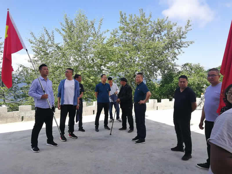 “感黨恩、憶黨史”，--市龍江城鄉(xiāng)發(fā)展集團公司開展慶祝建黨99周年主題黨日活動