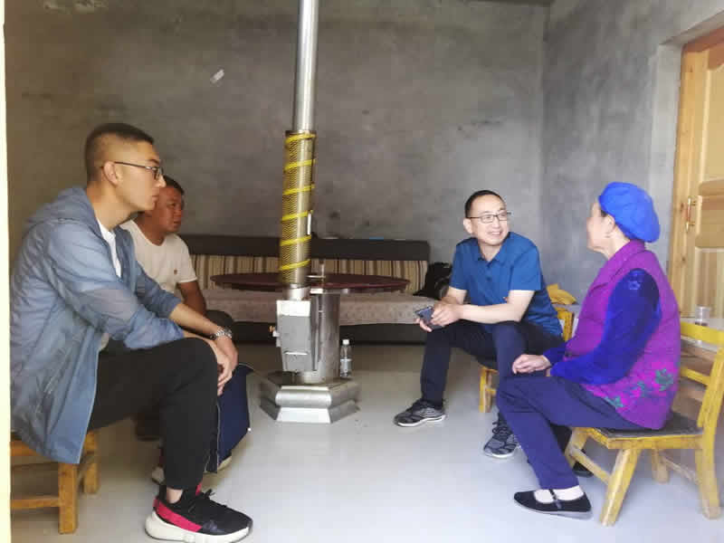 “感黨恩、憶黨史”，--市龍江城鄉(xiāng)發(fā)展集團公司開展慶祝建黨99周年主題黨日活動